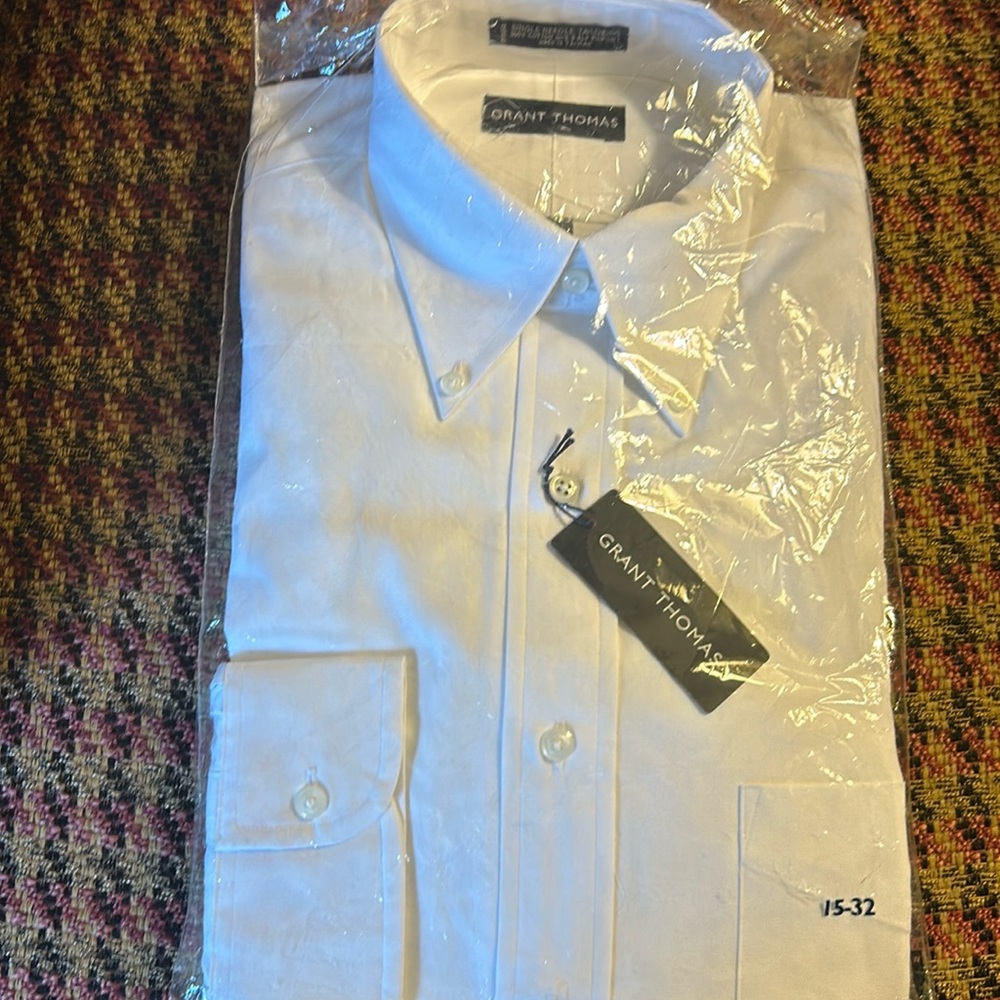 NWT White Men’s Grant Thomas Oxford Shirt